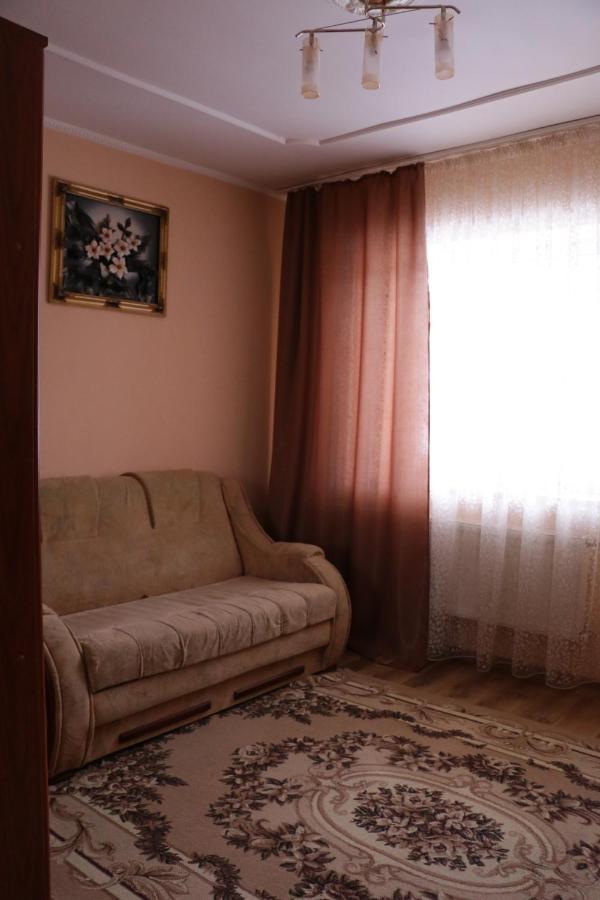斯拉夫西克 Karpatskyi Maetok酒店 外观 照片